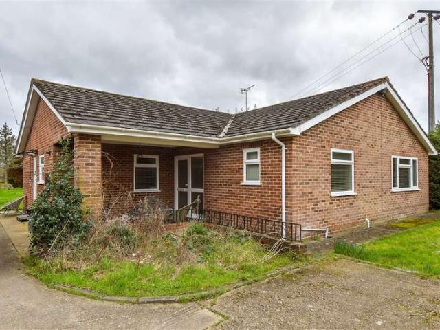 Bungalow for sale in Capel, Sandown Park