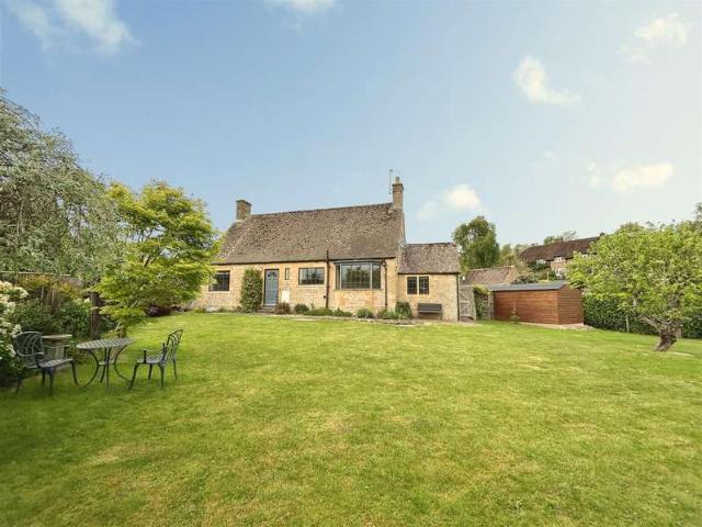 Bungalow for sale in Fossebridge, Gloucestershire