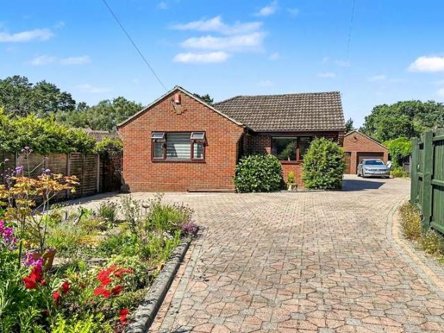 Bungalow for sale in Ebblake, Verwood