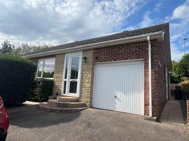 Bungalow for rent in Tipton St John, Budlake