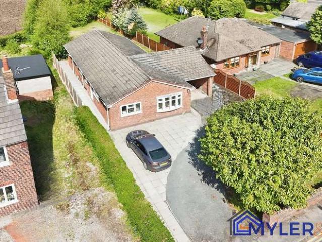 Bungalow for sale in Widnes, Bold Heath