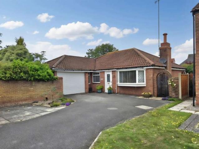 Bungalow for sale in Weston-super-mare, North Somerset