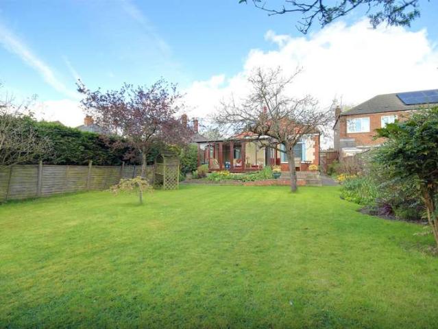 Bungalow for sale in Hull, City Of Kingston Upon Hull