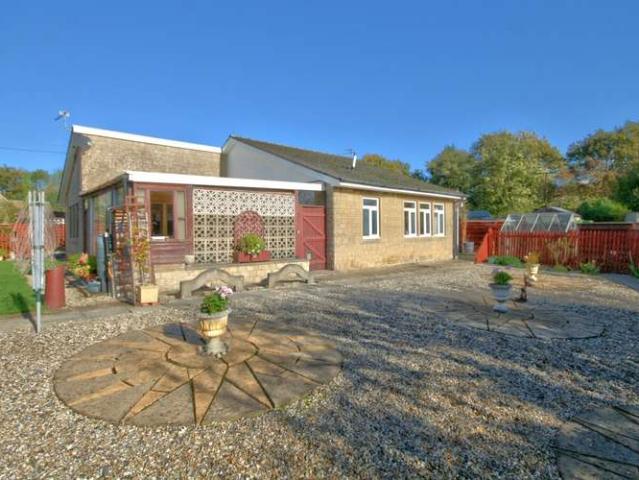 Bungalow for sale in Berrick Salome, Oxfordshire