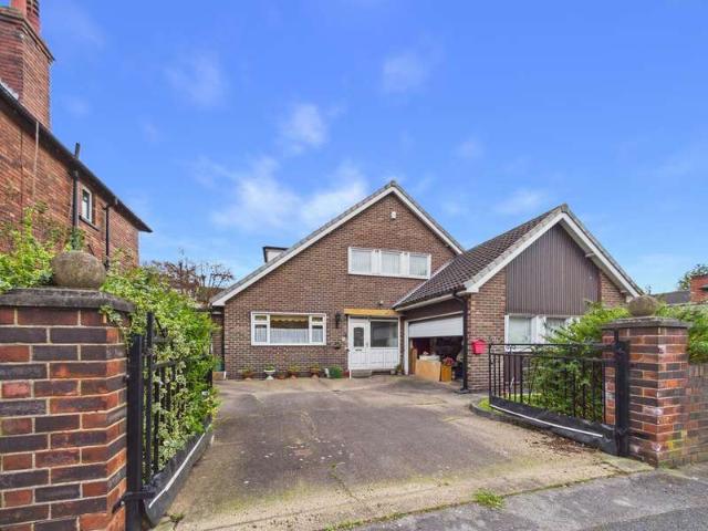 Bungalow for sale in City Fields, West Yorkshire