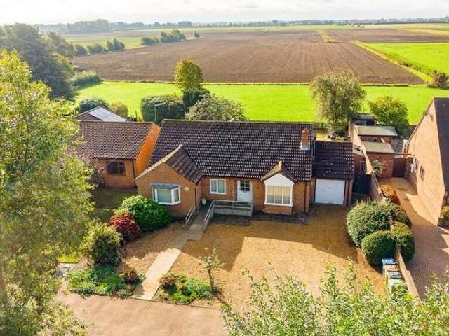 Bungalow for sale in Four Gotes, Cambridgeshire