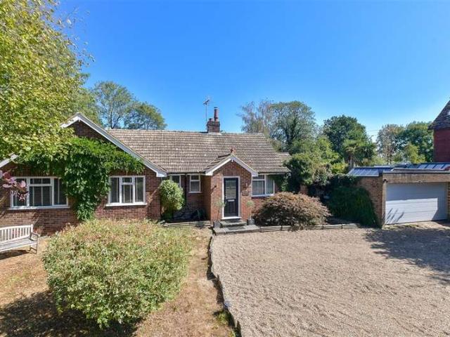 Bungalow for sale in Bridgefield, Kent