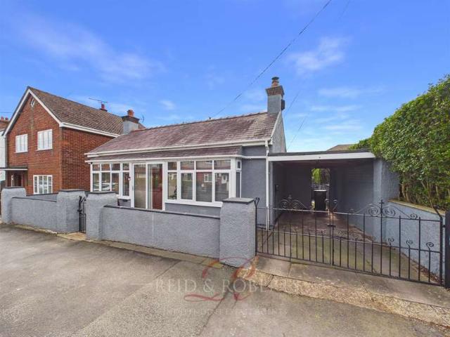 Bungalow for sale in Bryn Mawr, Wales