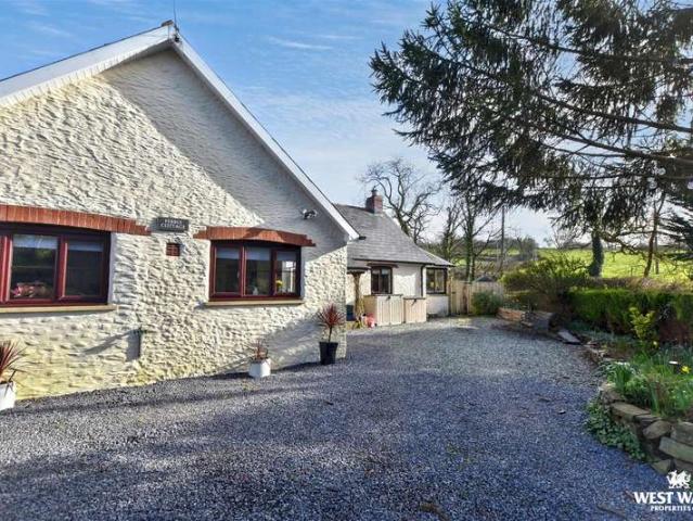 Bungalow for sale in Camrose, Wales