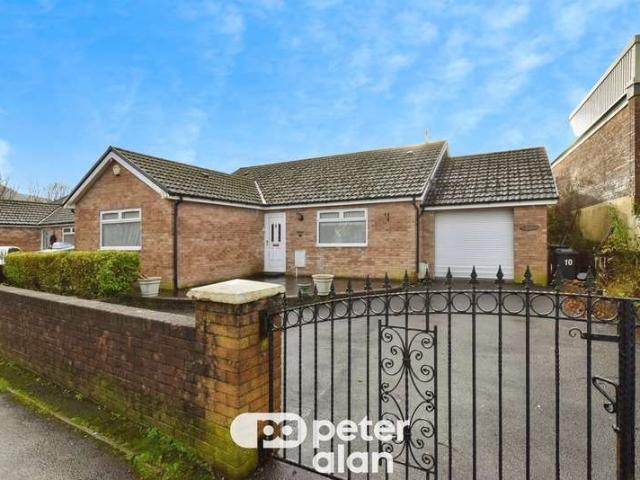 Bungalow for sale in Aberfan, Wales
