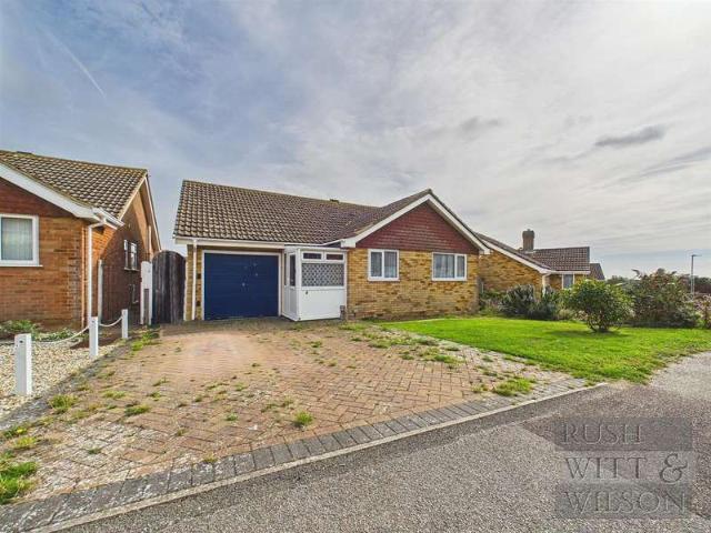 Bungalow for sale in Pebsham, Heathlands
