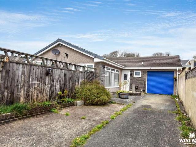 Bungalow for sale in Monkton, Pembroke