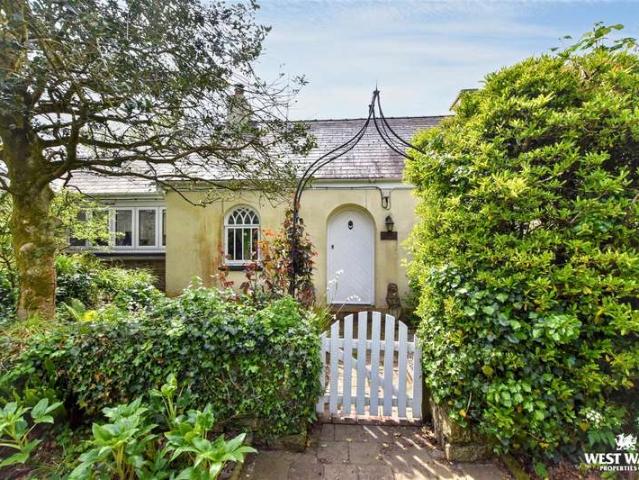 Bungalow for sale in Walwyn's Castle, Tiers Cross