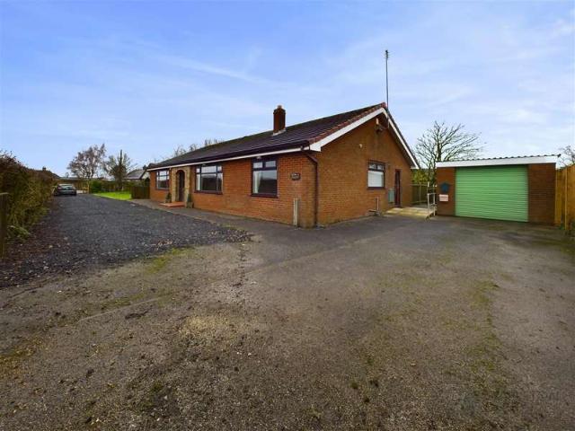 Bungalow for sale in St. Helens, Billinge