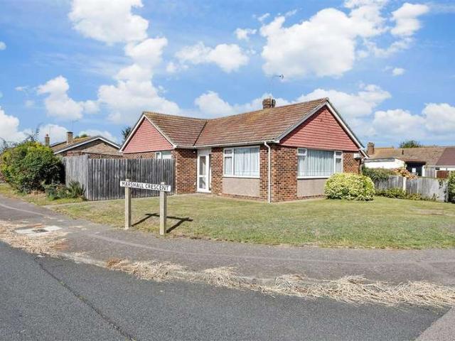 Bungalow for sale in Upton, Thanet