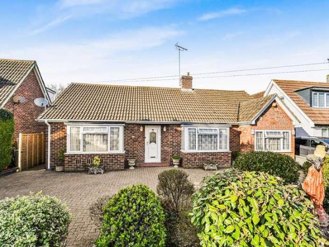Bungalow for sale in Duton Hill, Essex