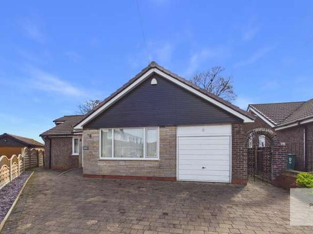 Bungalow for sale in Hazelhurst, Bury