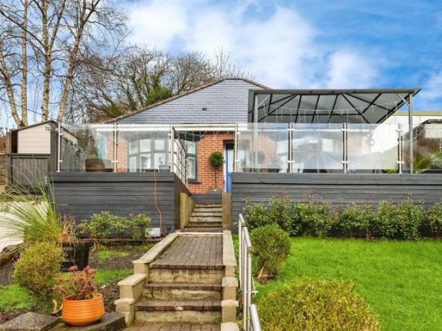 Bungalow for sale in Pontardawe, Trebanos