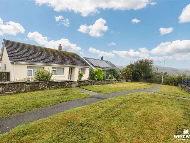Bungalow for sale in The Havens, Broad Haven