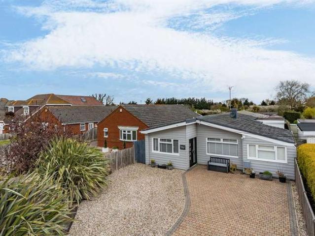 Bungalow for sale in Whitstable, Kent
