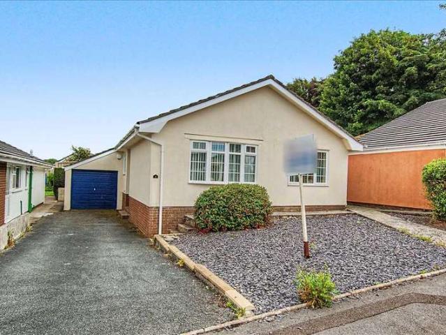 Bungalow for sale in Monkton, Pembroke