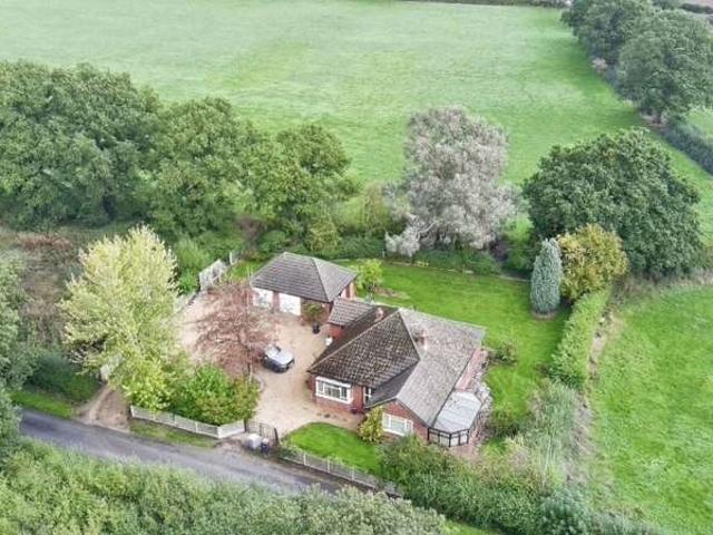 Bungalow for sale in Warmingham, Cheshire East