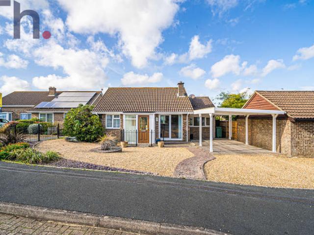 Bungalow for sale in Lake, Isle of Wight