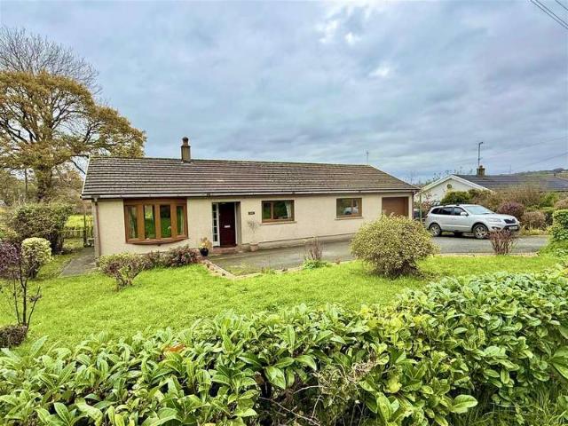 Bungalow for sale in Cwmann, Wales