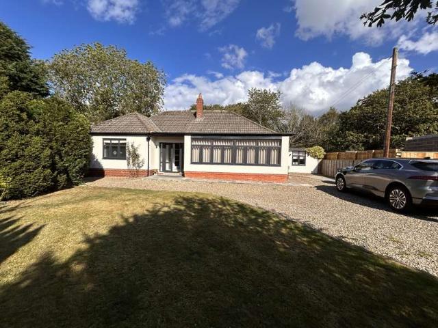 Bungalow for sale in Healeyfield