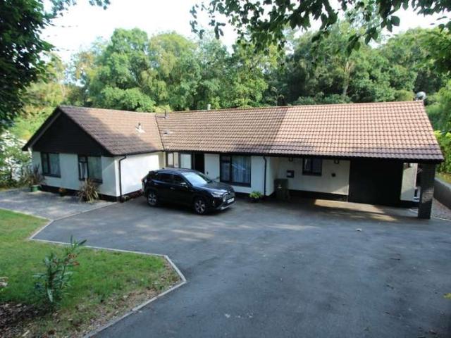 Bungalow for sale in West Hill, Budlake