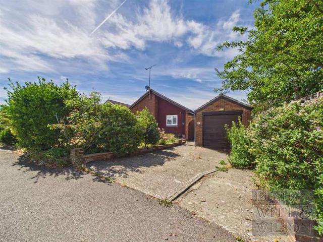 Bungalow for sale in Central, Heathlands