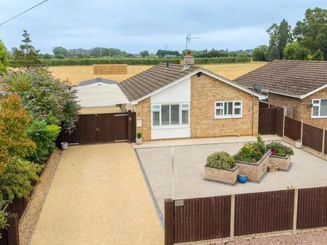 Bungalow for sale in Wisbech, Four Gotes