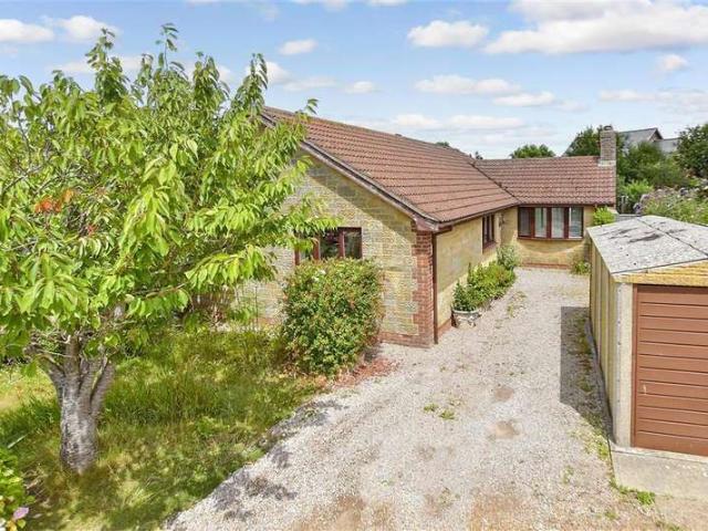 Bungalow for sale in Freshwater, Isle Of Wight