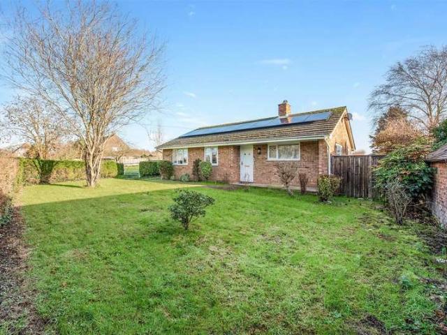Bungalow for sale in Littlecote, West Sussex