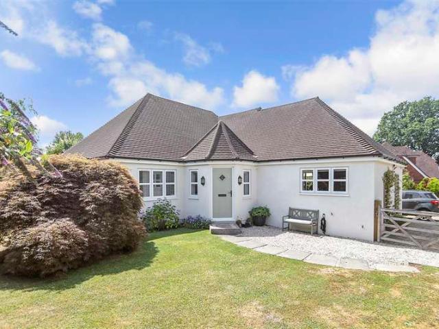 Bungalow for sale in Felbridge, Tandridge