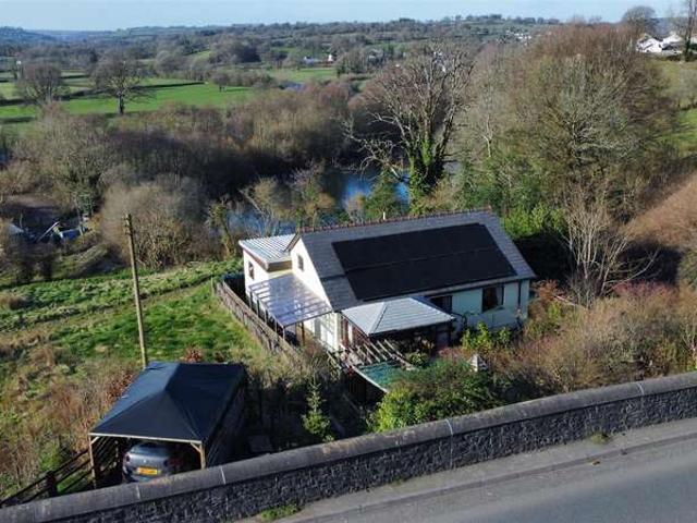 Bungalow for sale in Llanybydder, Wales