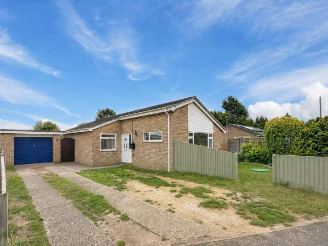 Bungalow for sale in Weeting-with-Broomhill, East Tuddenham