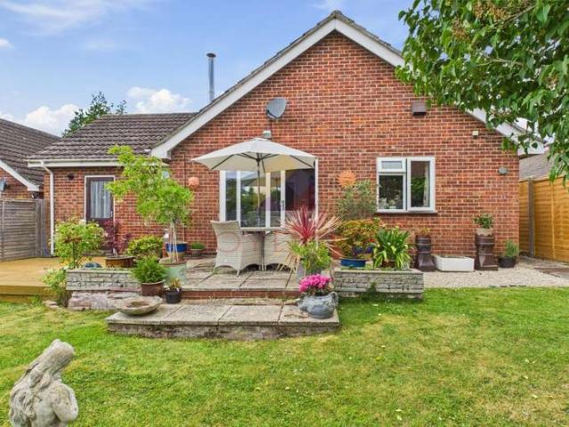 Bungalow for sale in Hundon, Chedburgh