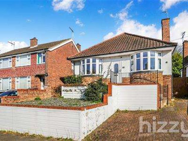 Bungalow for sale in Key Street, Suffolk