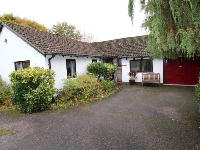 Bungalow for sale in West Hill, Budlake