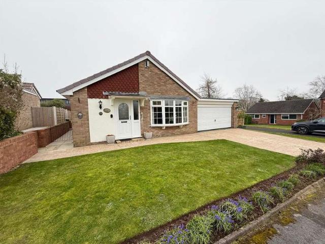 Bungalow for sale in Upton Priory, Macclesfield