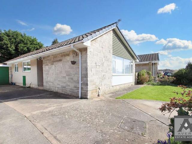 Bungalow for sale in Worlebury, Weston-super-mare