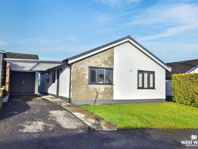 Bungalow for sale in East Williamston, Wales