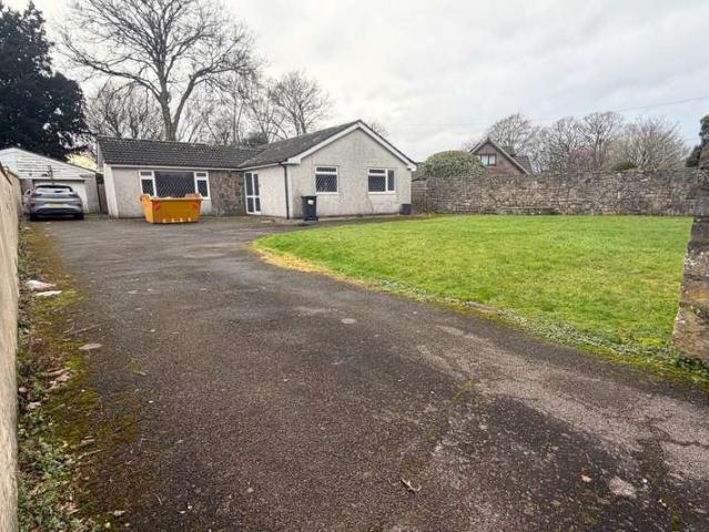 Bungalow for sale in Mathern, Wales