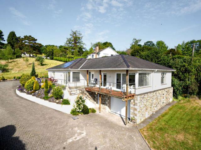 Bungalow for sale