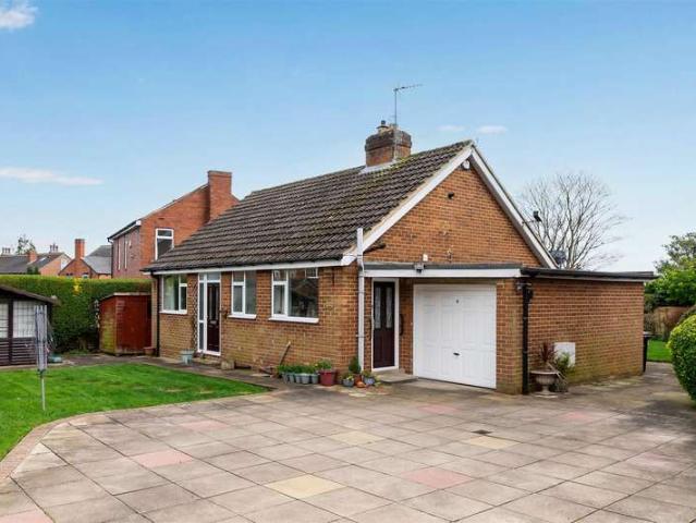 Bungalow for sale in Scholes, West Yorkshire