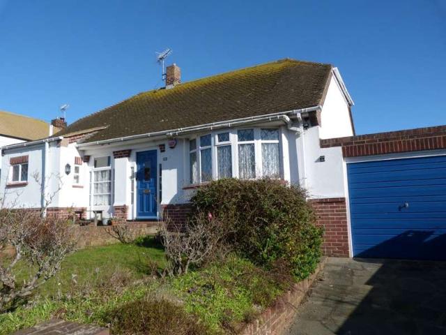 Bungalow for sale in Upton, Acol