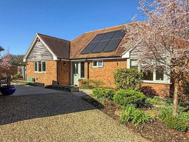 Bungalow for sale in Sandleheath, New Forest