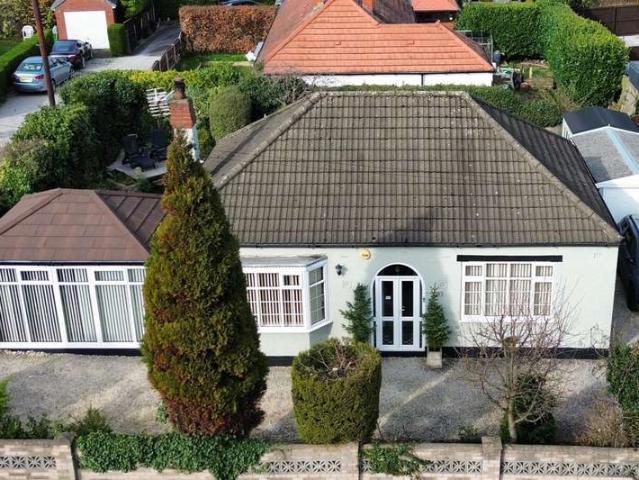 Bungalow for sale in Lingley Green, Warrington