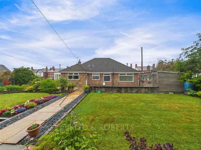 Bungalow for sale in Bryn Mawr, Wales